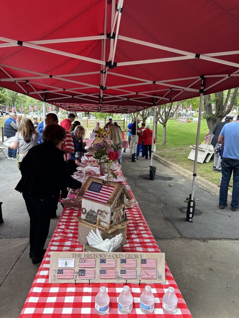 long refreshment table for cookies